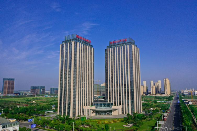 启东新产业服务中心